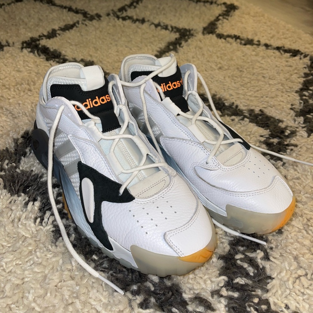 Adidas Streetball Sneakers